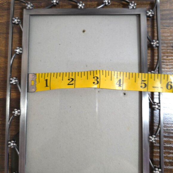 Vintage Metal Floral Pattern Frame 5"x7" Silver Rhinestones By Elsal - Picture 8 of 11